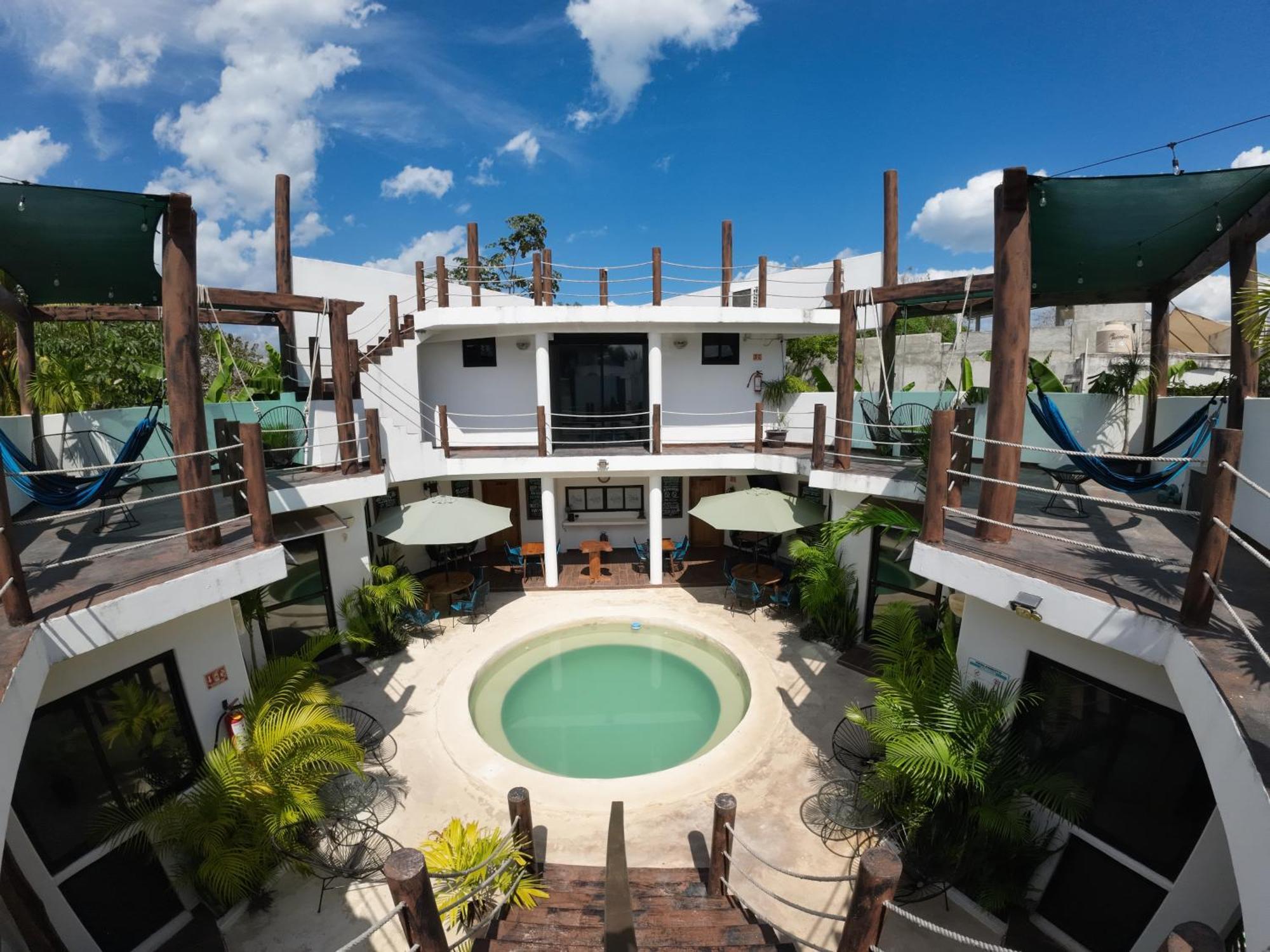 Ade Hotel Бакалар Экстерьер фото