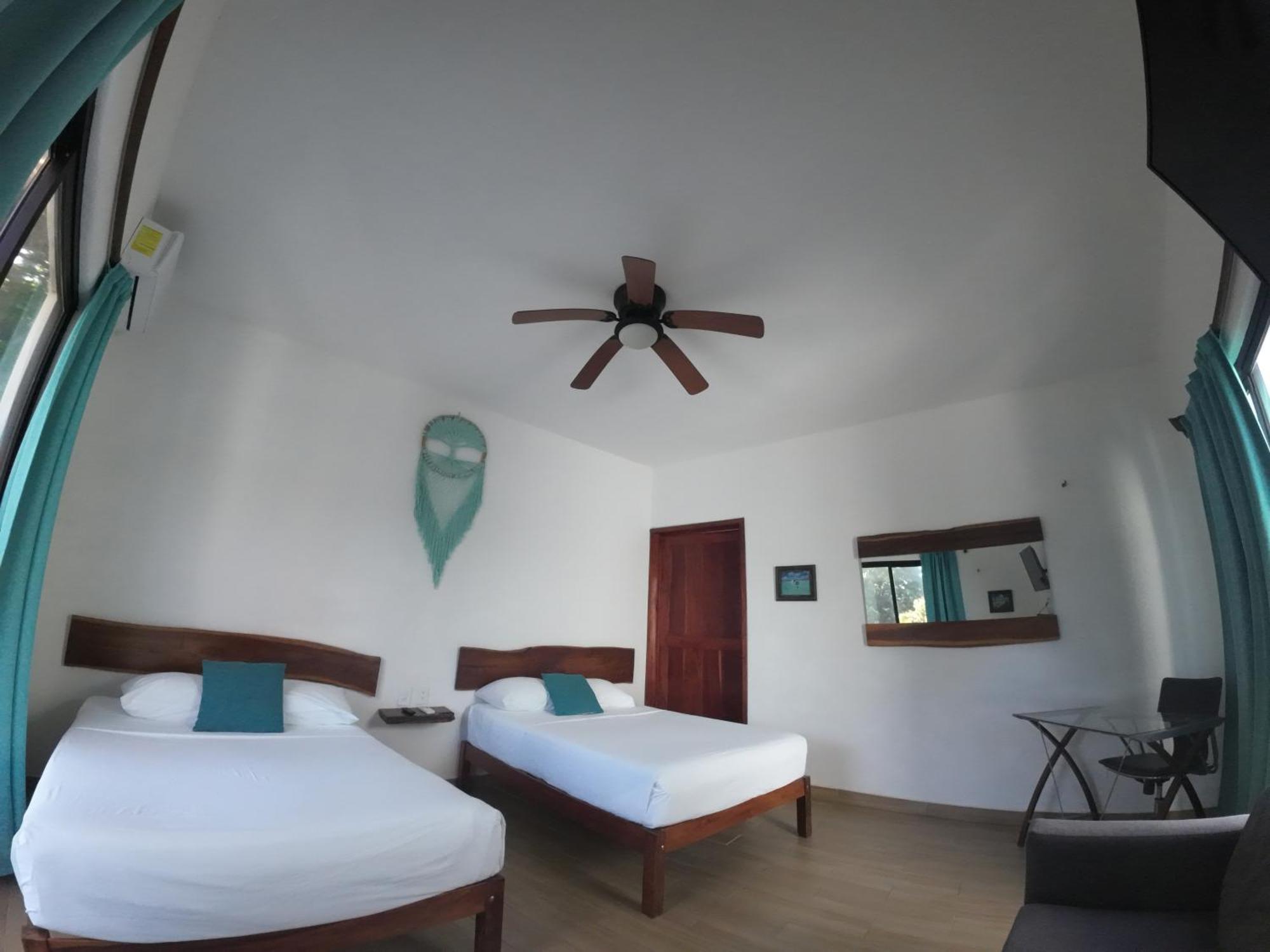 Ade Hotel Бакалар Экстерьер фото
